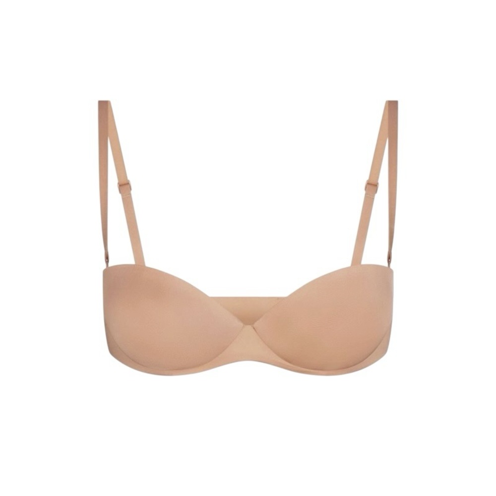 SKIMS‎ Ultimate Push-Up Strapless Bra in Clay